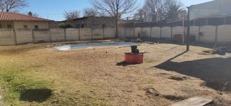 3 Bedroom Property for Sale in Naudeville Free State